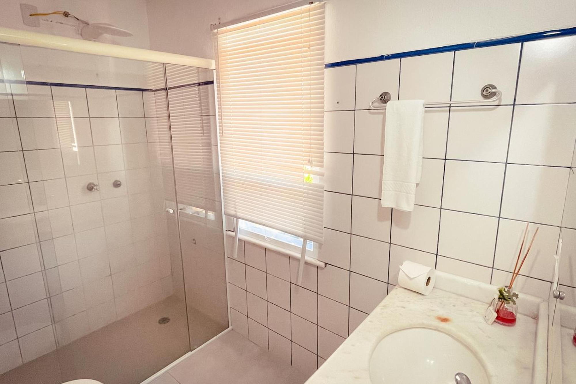 Velinn Pousada 8 Ilhas Ilhabela Phòng bức ảnh